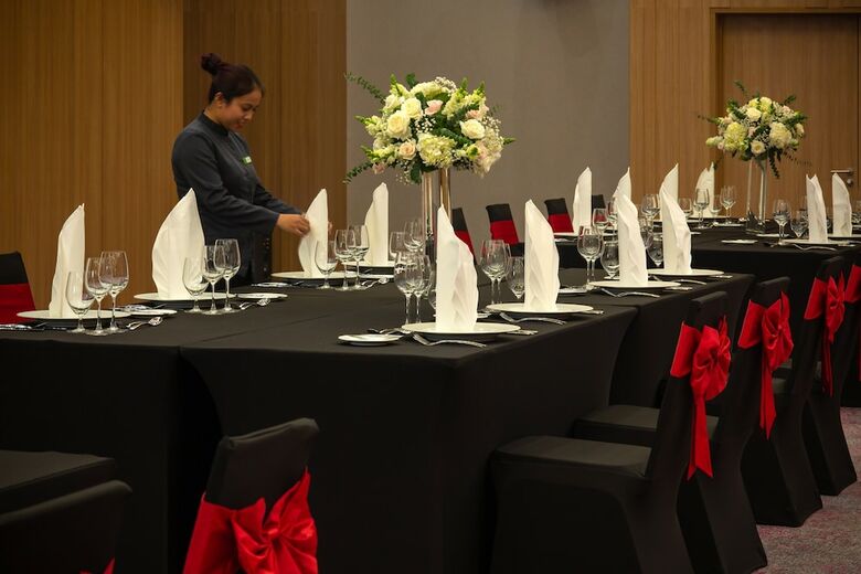 Hotel Holiday Inn & Suites Saigon Airport