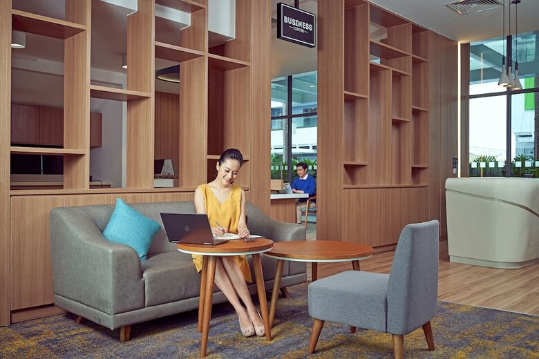 Hotel Holiday Inn & Suites Saigon Airport