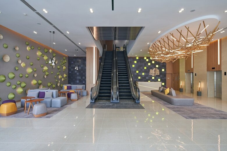 Hotel Holiday Inn & Suites Saigon Airport