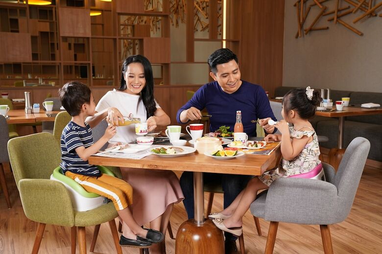 Hotel Holiday Inn & Suites Saigon Airport