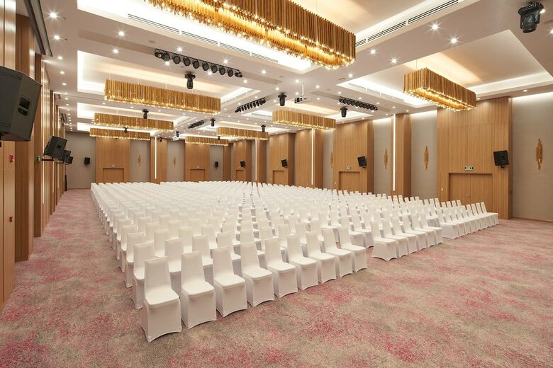 Hotel Holiday Inn & Suites Saigon Airport
