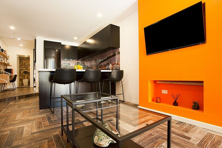 Apartamentos Urban Rest - The Young