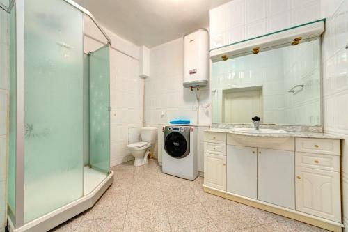 Comfortable Apartment Klovs'kyi