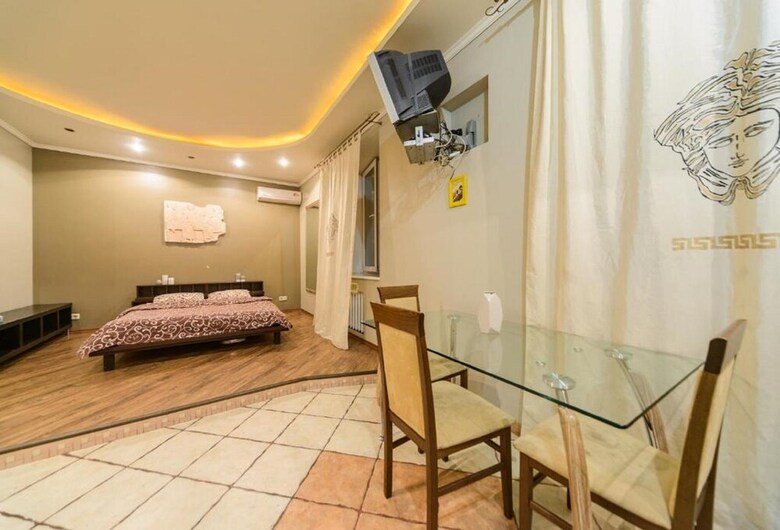 Cozy Apartment Near Olympic Stadium 2