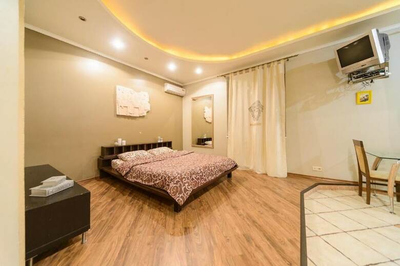 Cozy Apartment Near Olympic Stadium 2