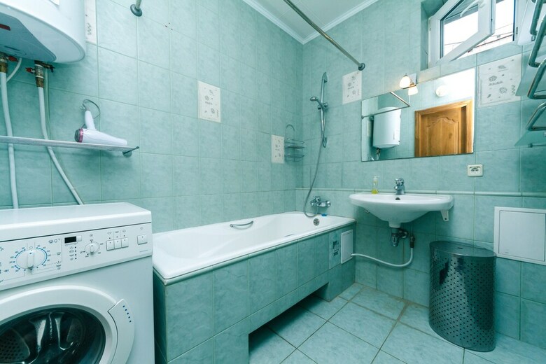 Apartment On Sheptitskogo Str