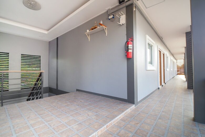 Hotel Oyo 715 Apartment Khunpu