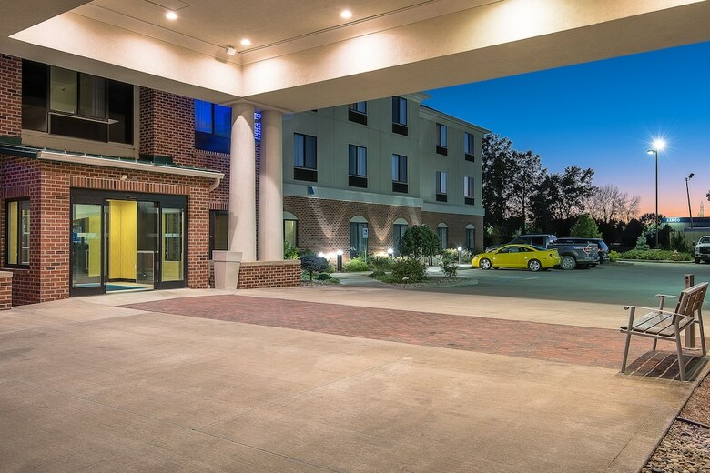 Hotel Holiday Inn Express & Suites Lafayette East
