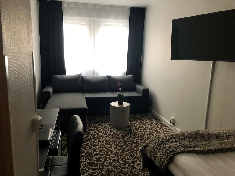Sure Hotel By Best Western Algen