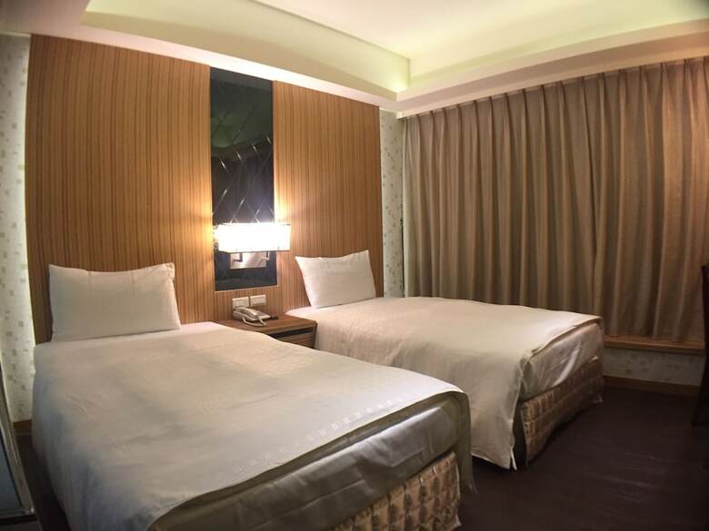 Paris Business Hotel