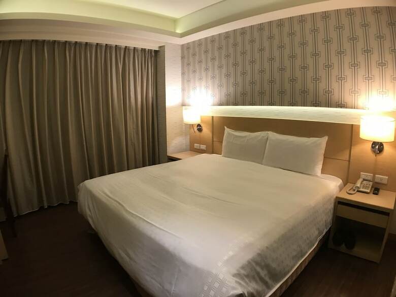 Paris Business Hotel