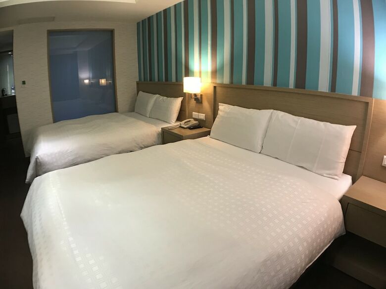 Paris Business Hotel