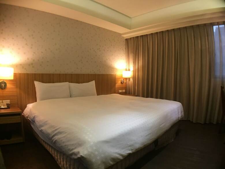 Paris Business Hotel