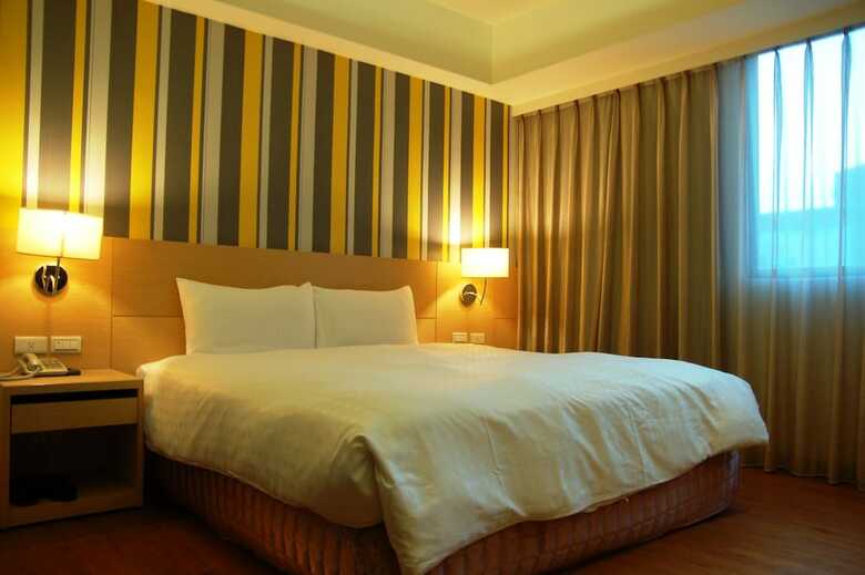 Paris Business Hotel