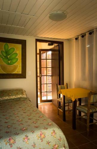 Hostal Pousada Vila Santa Barbara