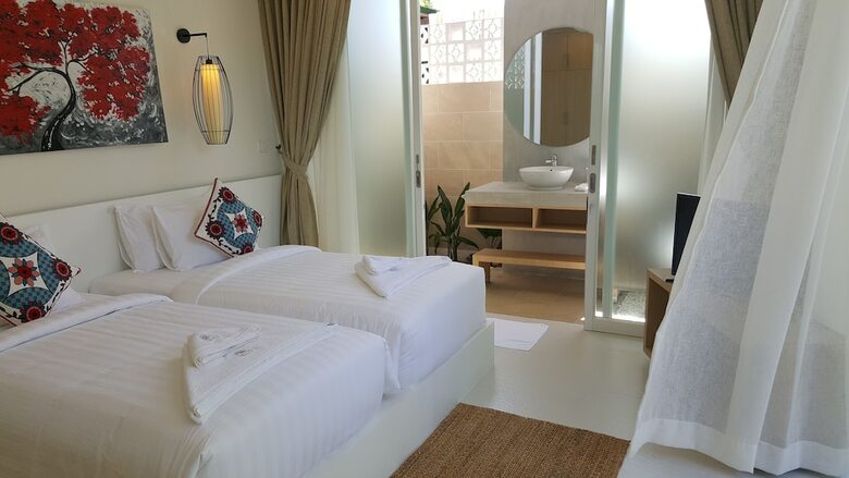 Hotel Sahaa Beach Resort