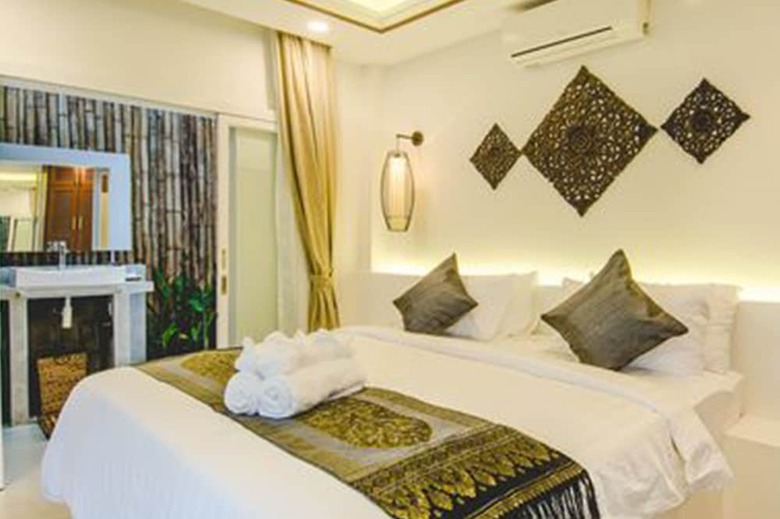 Hotel Sahaa Beach Resort