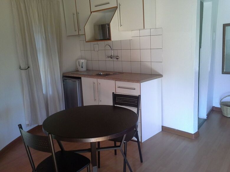 Bed & Breakfast Bird Haven Guest House Leribe