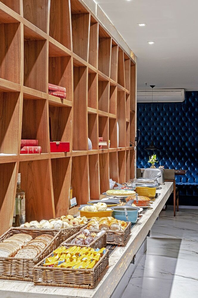 Brut By Slaviero Hot�is