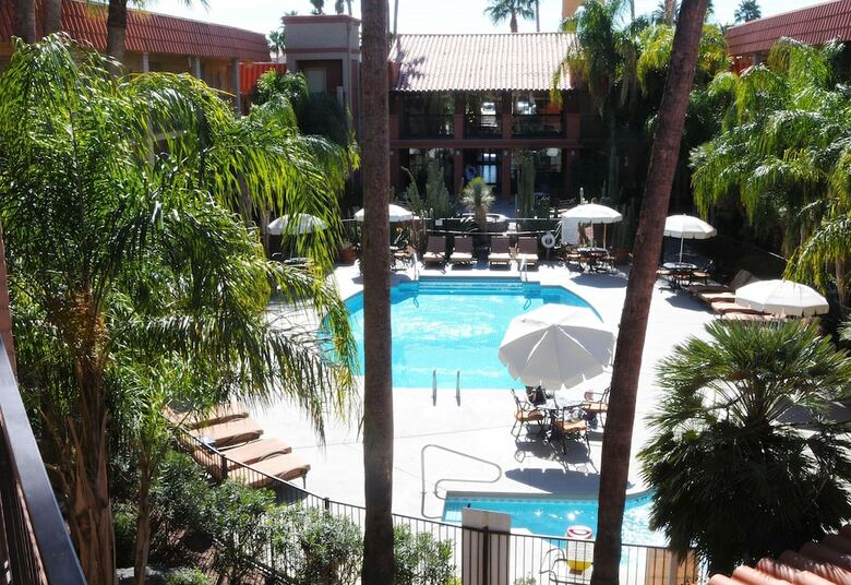 Hotel Doubletree Suites By Hilton Tucson - Williams Center