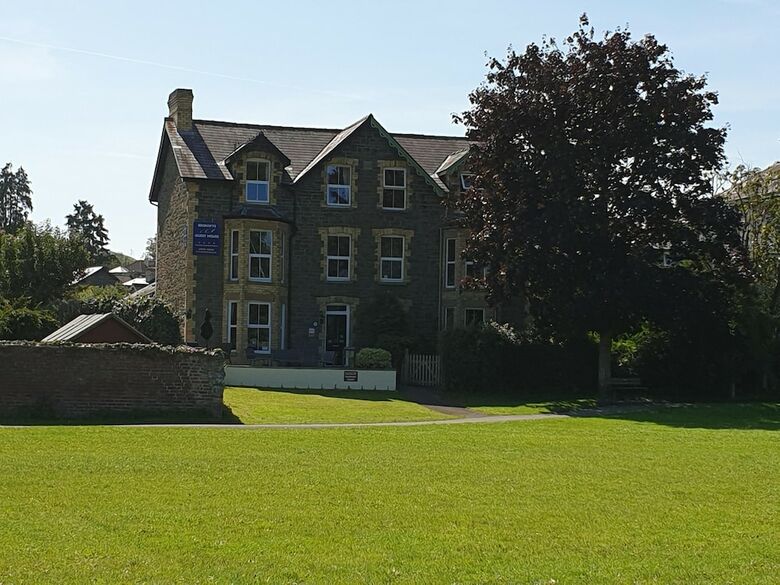 Hotel Bronwye Guest House