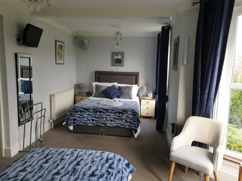 Hotel Bronwye Guest House