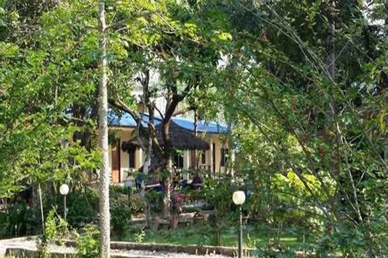 Hotel Chitwan Safari Camp & Lodge