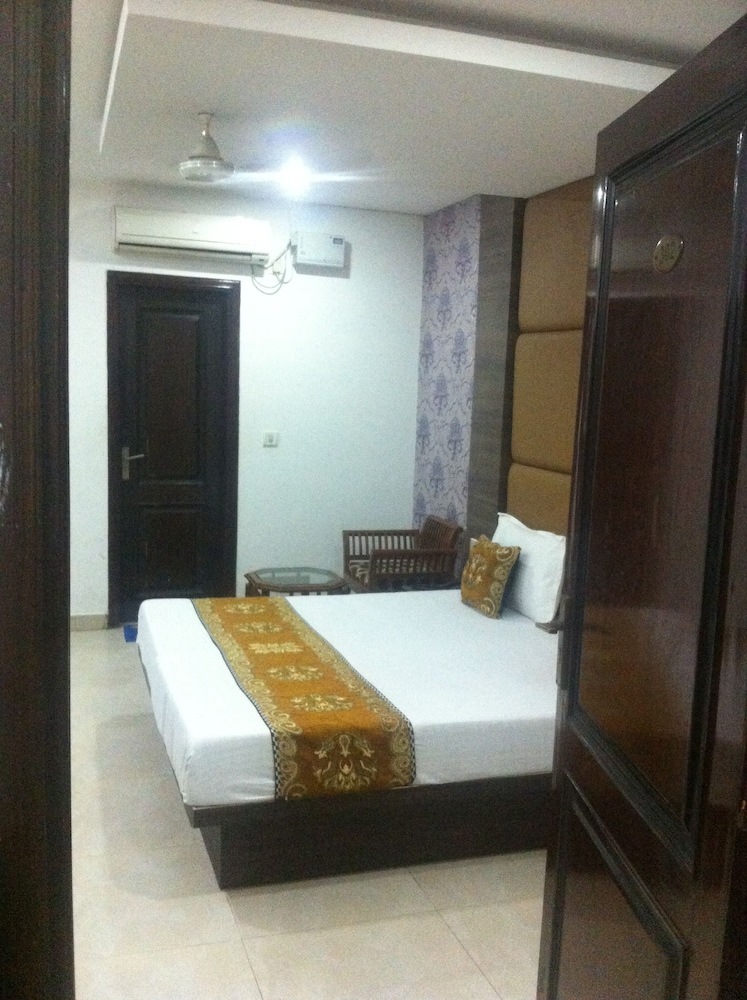 Hotel Karat 87 Inn