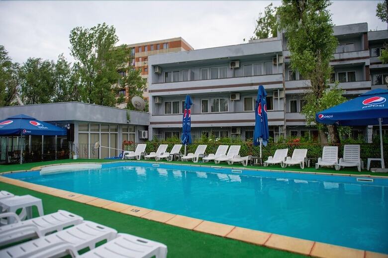 Hotel Caraiman Mamaia