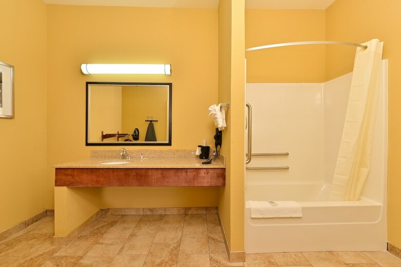 Hotel Americas Best Value Inn Tupelo