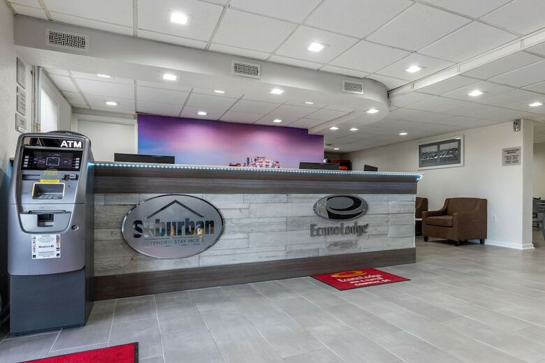 Hotel Econo Lodge At The University