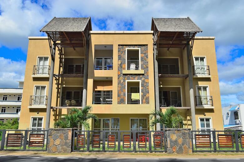 Paradya Beach Apartments