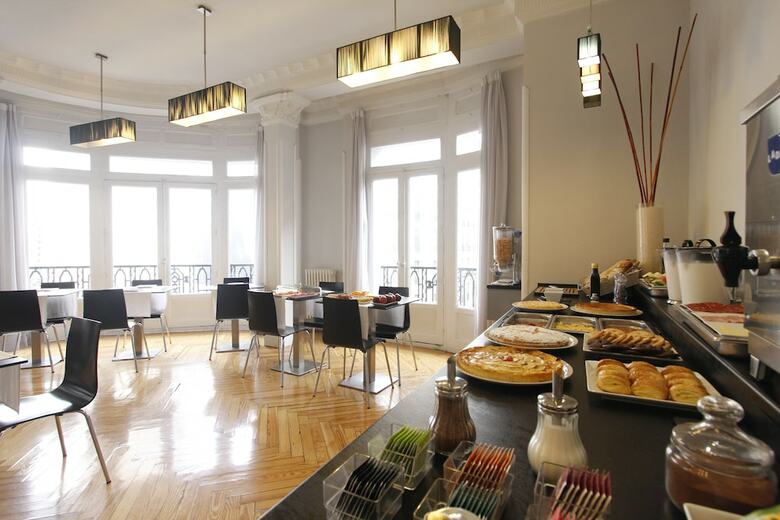 Hostal El Rincon De Gran Via
