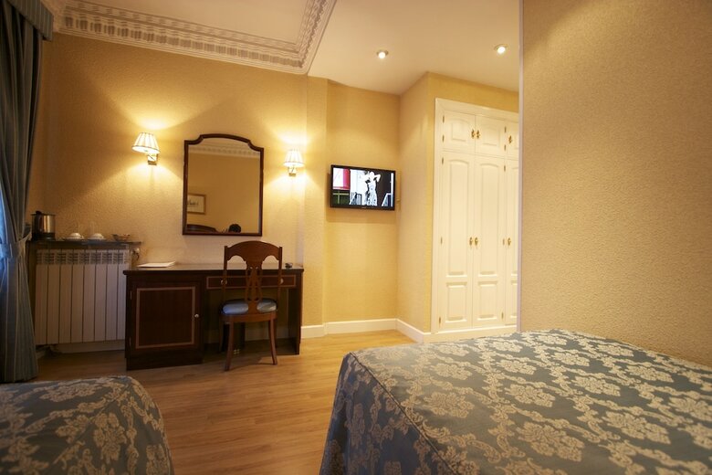 Hostal El Rincon De Gran Via