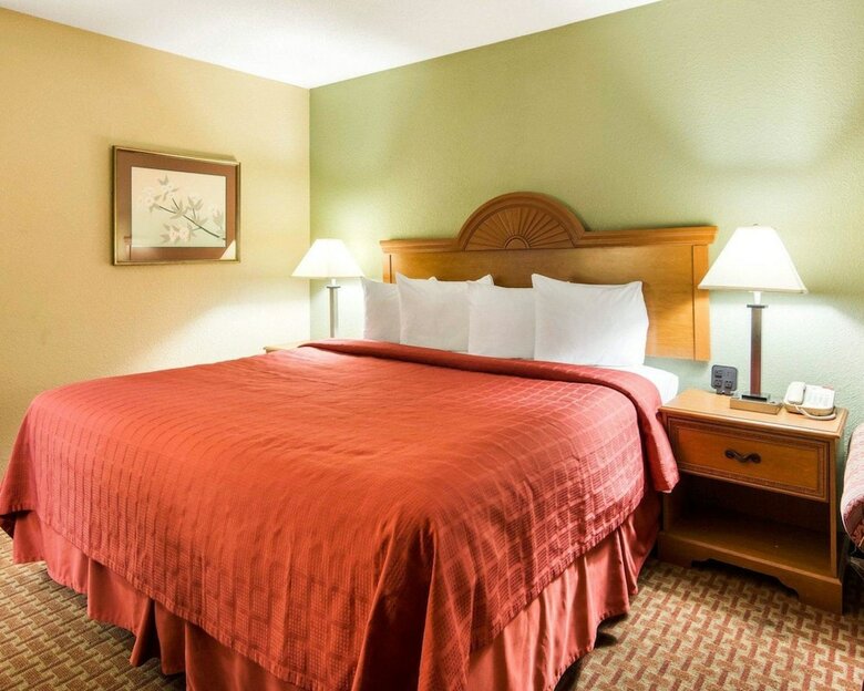 Hotel Quality Inn South Hill I-85