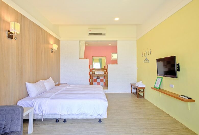 Bed & Breakfast Love Summer Hostel