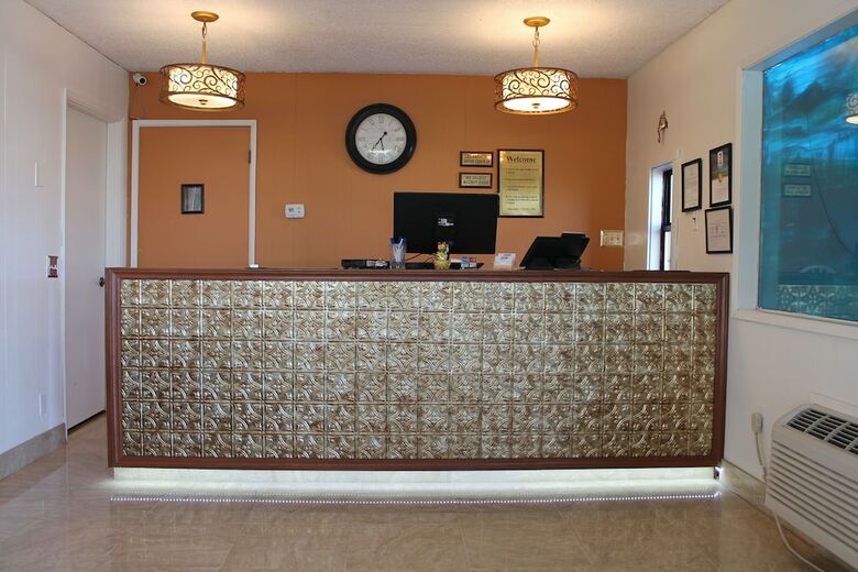 Motel Americas Best Value Inn Boardman