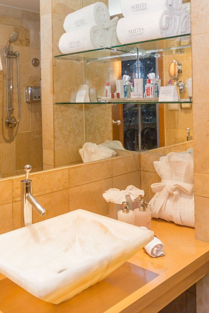 Aparthotel Suites Contempo