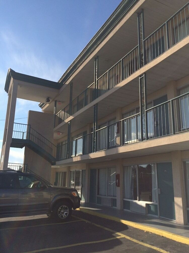 Motel All Day Inn