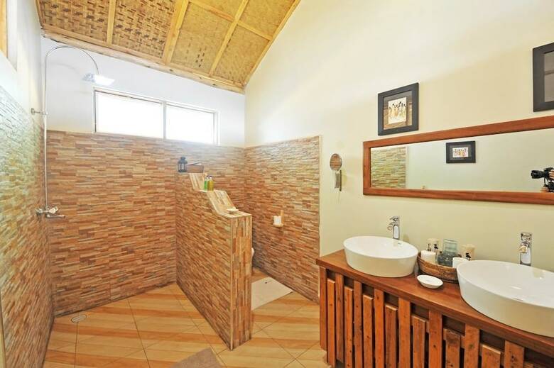 Posada Nkuringo Bwindi Gorilla Lodge