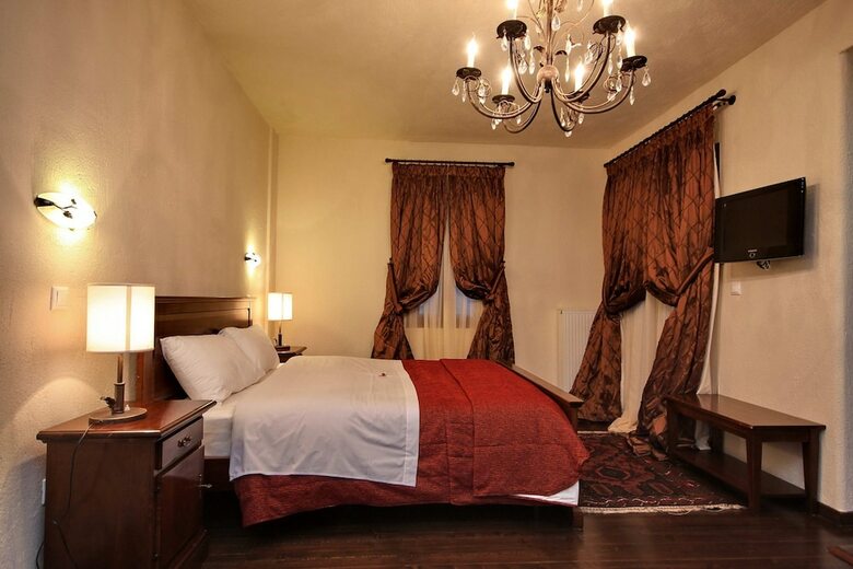 Hotel Aiora Luxury Suites