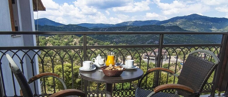 Hotel Aiora Luxury Suites