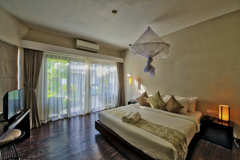Hotel Ren Resort
