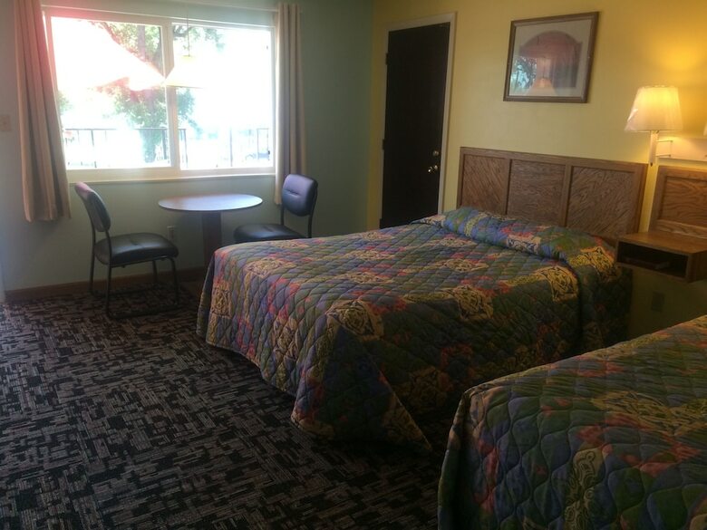 Garden Of The Gods Motel