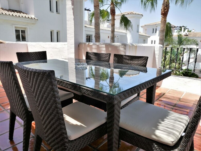 Apartamentos Y Casas Serinamar Marbella