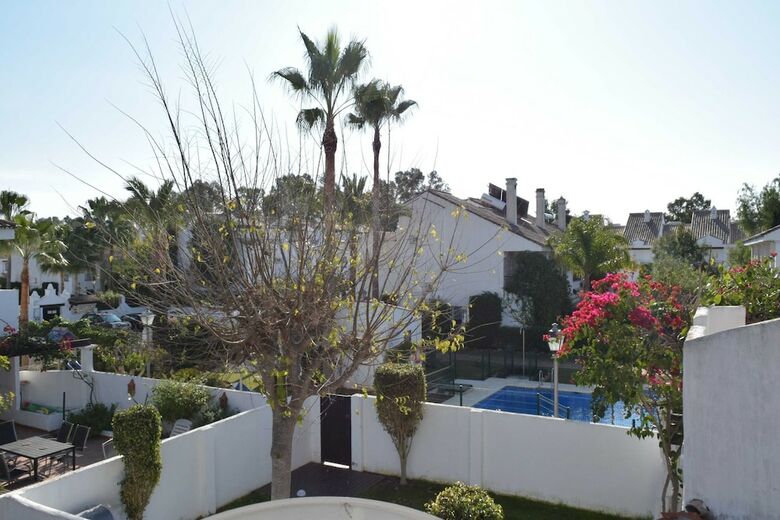 Apartamentos Y Casas Serinamar Marbella