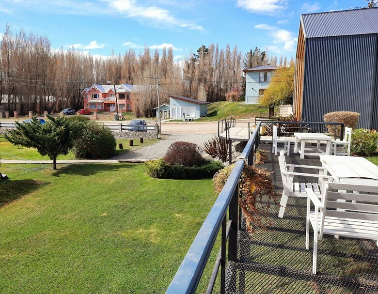 Hotel Hosteria Y Apart Jard�n De Los Presentes
