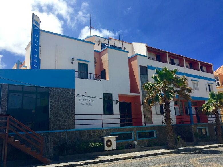 Blue Bell Hotel