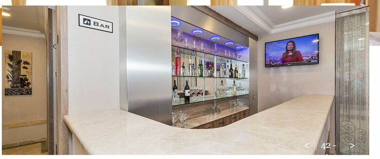 Alphonse Hotel