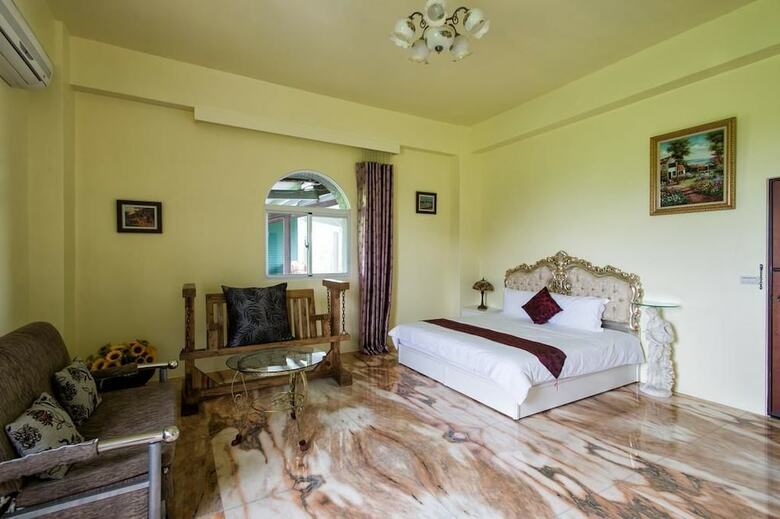 Hotel Alps Garden B&B